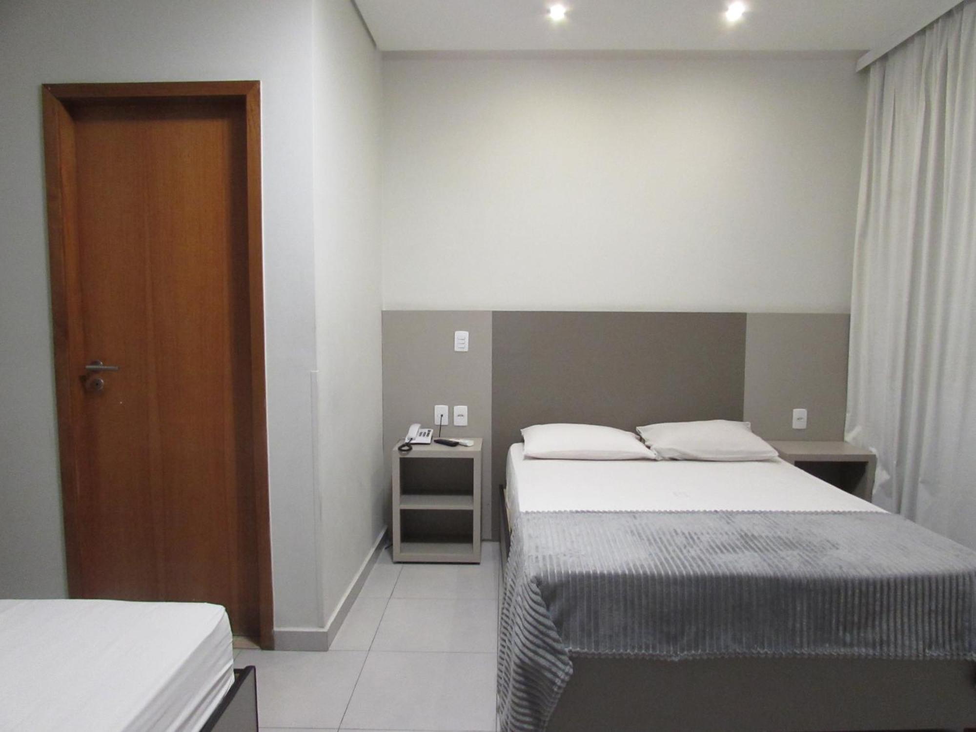 Hotel Urbis A 10 Minutos Rua 25 De Marco, Bras,Bom Retiro,A 2 Minutos Do Mirante Sampa Sky 圣保罗 外观 照片